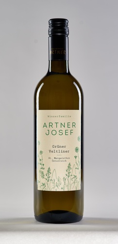 Flasche Grüner Veltliner St. Margarethen